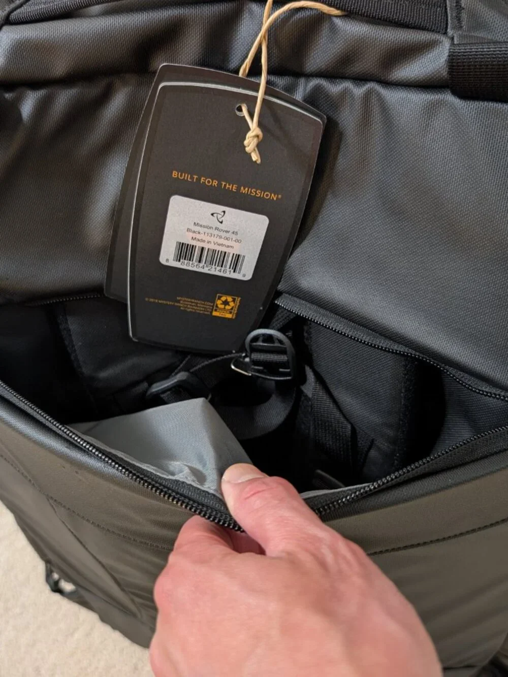 NEW Mystery Ranch Mission Rover 45 Backpack Pacific Black Pack Suitcase Duffel